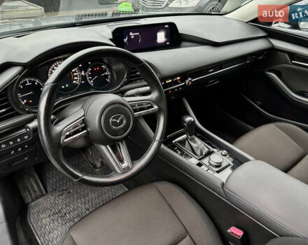 Серый Мазда 3, объемом двигателя 1.76 л и пробегом 62 тыс. км за 18900 $, фото 18 на Automoto.ua