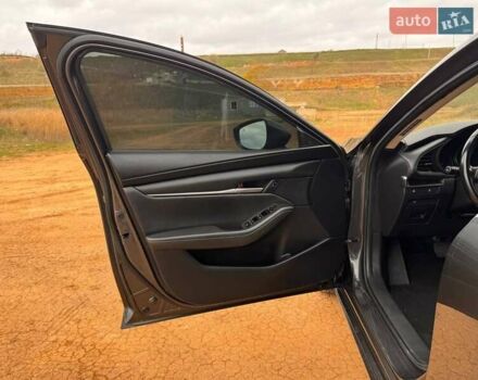 Серый Мазда 3, объемом двигателя 2.49 л и пробегом 74 тыс. км за 15900 $, фото 24 на Automoto.ua