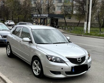 Серый Мазда 3, объемом двигателя 2 л и пробегом 300 тыс. км за 5300 $, фото 1 на Automoto.ua