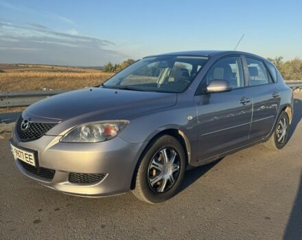 Серый Мазда 3, объемом двигателя 1.6 л и пробегом 300 тыс. км за 3309 $, фото 1 на Automoto.ua