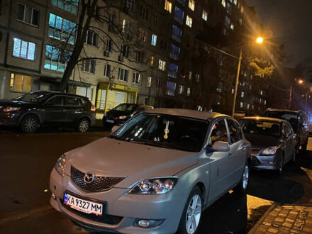 Серый Мазда 3, объемом двигателя 1.6 л и пробегом 283 тыс. км за 3800 $, фото 1 на Automoto.ua