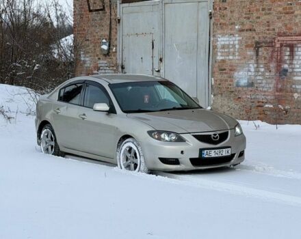 Серый Мазда 3, объемом двигателя 1.6 л и пробегом 195 тыс. км за 2650 $, фото 1 на Automoto.ua