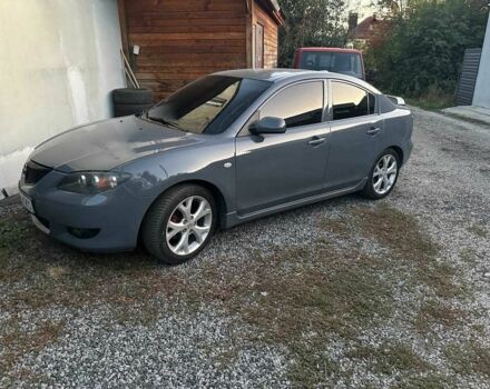 Серый Мазда 3, объемом двигателя 2 л и пробегом 300 тыс. км за 5500 $, фото 1 на Automoto.ua
