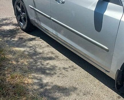 Сірий Мазда 3, об'ємом двигуна 1.56 л та пробігом 236 тис. км за 2980 $, фото 1 на Automoto.ua