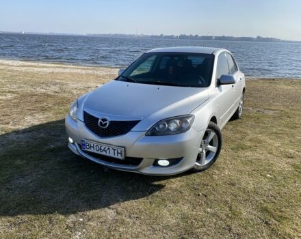 Серый Мазда 3, объемом двигателя 1.6 л и пробегом 80 тыс. км за 4200 $, фото 1 на Automoto.ua