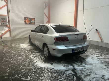 Сірий Мазда 3, об'ємом двигуна 1.6 л та пробігом 300 тис. км за 2350 $, фото 1 на Automoto.ua