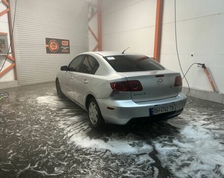 Серый Мазда 3, объемом двигателя 1.6 л и пробегом 300 тыс. км за 2350 $, фото 1 на Automoto.ua