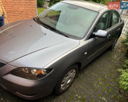 Сірий Мазда 3, об'ємом двигуна 1.6 л та пробігом 187 тис. км за 3950 $, фото 1 на Automoto.ua