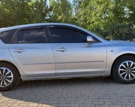 Серый Мазда 3, объемом двигателя 1.6 л и пробегом 350 тыс. км за 2226 $, фото 1 на Automoto.ua