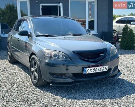 Серый Мазда 3, объемом двигателя 2 л и пробегом 300 тыс. км за 2500 $, фото 1 на Automoto.ua