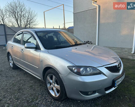 Сірий Мазда 3, об'ємом двигуна 1.6 л та пробігом 310 тис. км за 5300 $, фото 1 на Automoto.ua