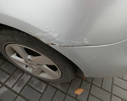 Серый Мазда 3, объемом двигателя 1.3 л и пробегом 196 тыс. км за 2700 $, фото 1 на Automoto.ua