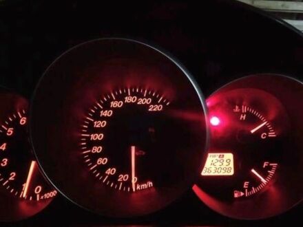 Сірий Мазда 3, об'ємом двигуна 1.6 л та пробігом 300 тис. км за 1900 $, фото 1 на Automoto.ua