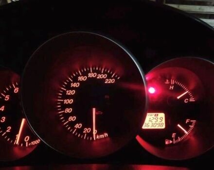 Серый Мазда 3, объемом двигателя 1.6 л и пробегом 300 тыс. км за 1900 $, фото 1 на Automoto.ua