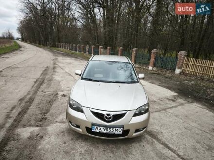 Серый Мазда 3, объемом двигателя 1.6 л и пробегом 297 тыс. км за 4350 $, фото 1 на Automoto.ua