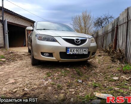 Серый Мазда 3, объемом двигателя 1.6 л и пробегом 297 тыс. км за 4500 $, фото 1 на Automoto.ua