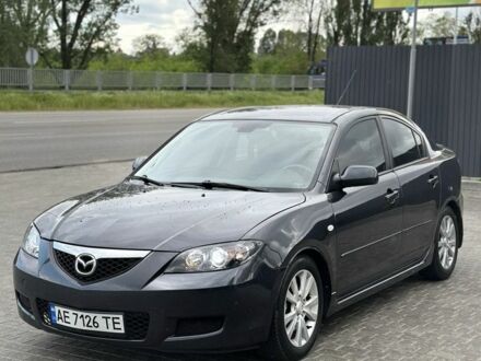 Серый Мазда 3, объемом двигателя 2 л и пробегом 200 тыс. км за 4600 $, фото 1 на Automoto.ua