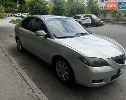 Серый Мазда 3, объемом двигателя 1.6 л и пробегом 245 тыс. км за 4050 $, фото 1 на Automoto.ua