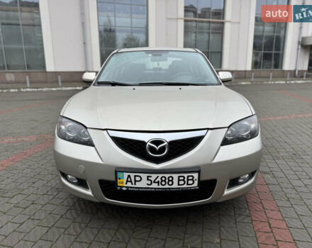 Серый Мазда 3, объемом двигателя 1.6 л и пробегом 165 тыс. км за 5000 $, фото 1 на Automoto.ua