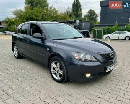 Серый Мазда 3, объемом двигателя 1.6 л и пробегом 180 тыс. км за 3800 $, фото 1 на Automoto.ua