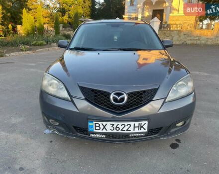 Серый Мазда 3, объемом двигателя 2 л и пробегом 300 тыс. км за 6500 $, фото 1 на Automoto.ua
