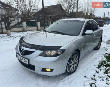 Серый Мазда 3, объемом двигателя 1.6 л и пробегом 251 тыс. км за 3800 $, фото 1 на Automoto.ua