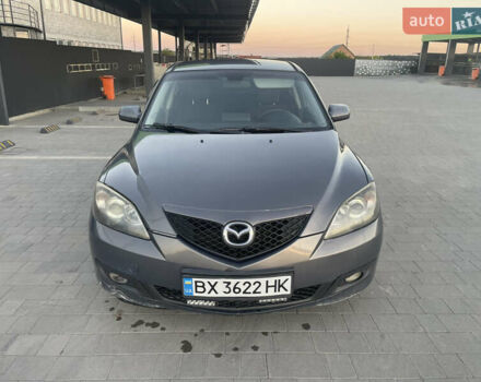 Серый Мазда 3, объемом двигателя 2 л и пробегом 200 тыс. км за 4300 $, фото 1 на Automoto.ua