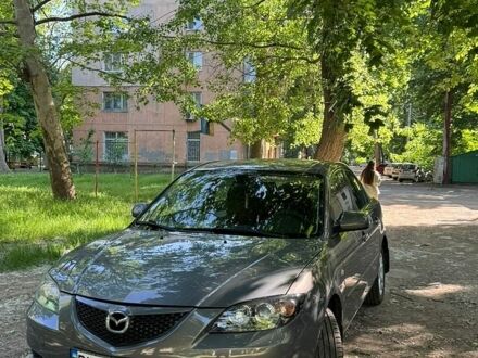 Серый Мазда 3, объемом двигателя 1.6 л и пробегом 195 тыс. км за 5350 $, фото 1 на Automoto.ua
