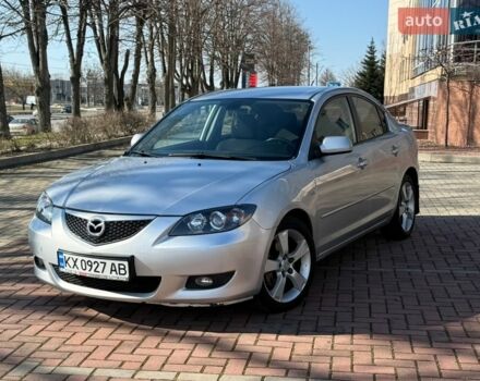 Серый Мазда 3, объемом двигателя 2 л и пробегом 235 тыс. км за 3999 $, фото 1 на Automoto.ua