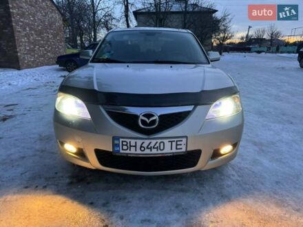 Серый Мазда 3, объемом двигателя 1.6 л и пробегом 220 тыс. км за 4600 $, фото 1 на Automoto.ua