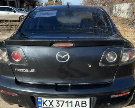 Серый Мазда 3, объемом двигателя 1.6 л и пробегом 300 тыс. км за 5300 $, фото 1 на Automoto.ua