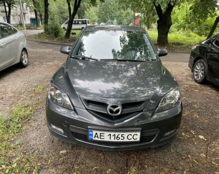 Серый Мазда 3, объемом двигателя 2 л и пробегом 266 тыс. км за 4100 $, фото 1 на Automoto.ua