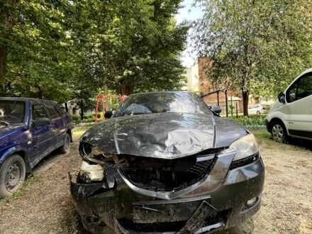 Серый Мазда 3, объемом двигателя 1.6 л и пробегом 190 тыс. км за 2500 $, фото 1 на Automoto.ua