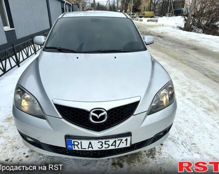 Серый Мазда 3, объемом двигателя 1.6 л и пробегом 28000 тыс. км за 1550 $, фото 1 на Automoto.ua