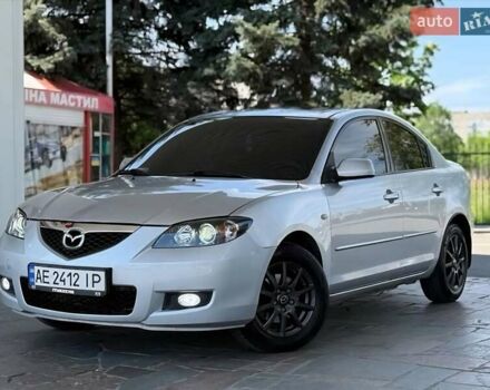Серый Мазда 3, объемом двигателя 1.6 л и пробегом 135 тыс. км за 6400 $, фото 1 на Automoto.ua