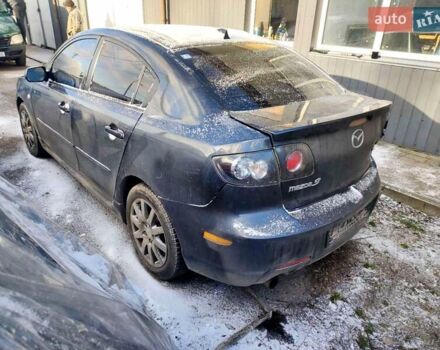 Серый Мазда 3, объемом двигателя 2 л и пробегом 318 тыс. км за 2100 $, фото 1 на Automoto.ua