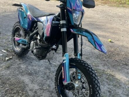 Сірий Мазда 3, об'ємом двигуна 1.6 л та пробігом 146 тис. км за 5200 $, фото 1 на Automoto.ua