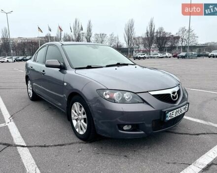 Серый Мазда 3, объемом двигателя 1.6 л и пробегом 278 тыс. км за 4890 $, фото 1 на Automoto.ua
