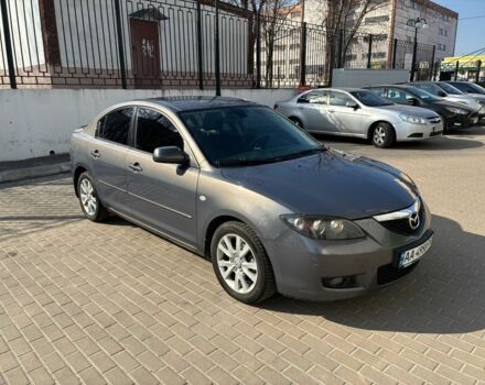 Серый Мазда 3, объемом двигателя 1.6 л и пробегом 180 тыс. км за 4200 $, фото 1 на Automoto.ua