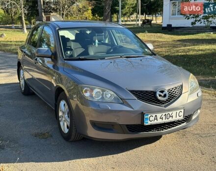 Серый Мазда 3, объемом двигателя 1.6 л и пробегом 215 тыс. км за 6100 $, фото 1 на Automoto.ua