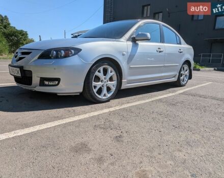 Серый Мазда 3, объемом двигателя 2 л и пробегом 226 тыс. км за 5800 $, фото 1 на Automoto.ua