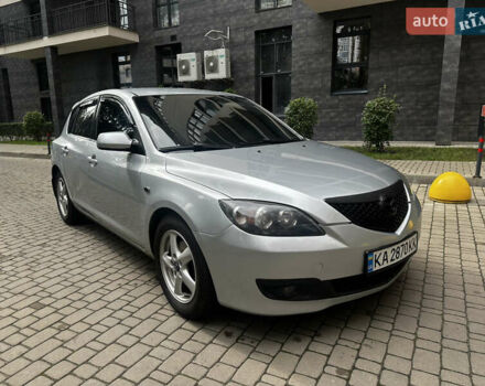 Серый Мазда 3, объемом двигателя 1.6 л и пробегом 299 тыс. км за 4790 $, фото 1 на Automoto.ua