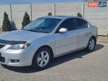 Серый Мазда 3, объемом двигателя 1.6 л и пробегом 238 тыс. км за 5200 $, фото 1 на Automoto.ua