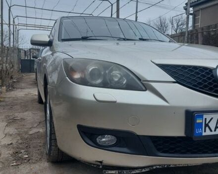 Серый Мазда 3, объемом двигателя 1.6 л и пробегом 240 тыс. км за 5400 $, фото 1 на Automoto.ua