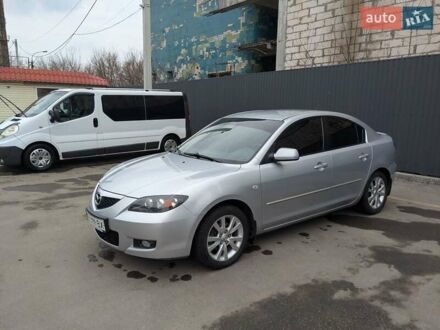 Сірий Мазда 3, об'ємом двигуна 1.6 л та пробігом 200 тис. км за 4900 $, фото 1 на Automoto.ua