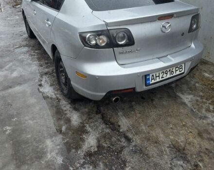 Серый Мазда 3, объемом двигателя 2 л и пробегом 243 тыс. км за 4200 $, фото 1 на Automoto.ua