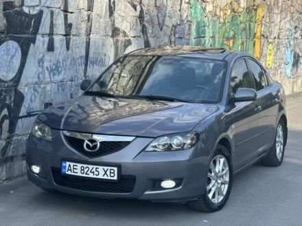 Серый Мазда 3, объемом двигателя 1.6 л и пробегом 299 тыс. км за 5300 $, фото 1 на Automoto.ua