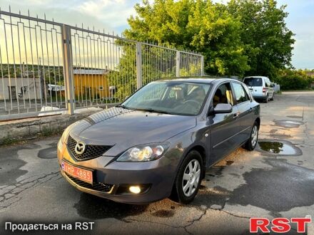 Серый Мазда 3, объемом двигателя 1.6 л и пробегом 180 тыс. км за 6300 $, фото 1 на Automoto.ua