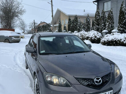 Серый Мазда 3, объемом двигателя 1.6 л и пробегом 213 тыс. км за 5500 $, фото 1 на Automoto.ua