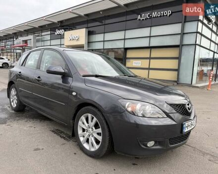 Серый Мазда 3, объемом двигателя 1.6 л и пробегом 236 тыс. км за 5500 $, фото 1 на Automoto.ua